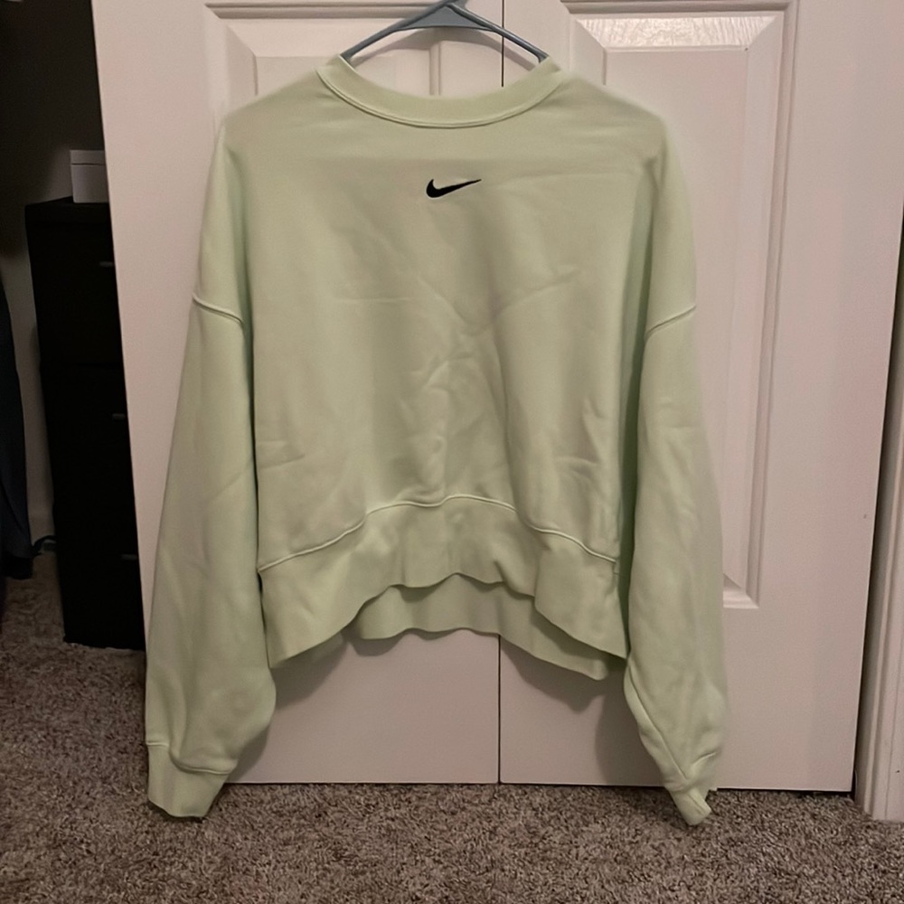 Neon green Nike crewneck cropped sweatshirt